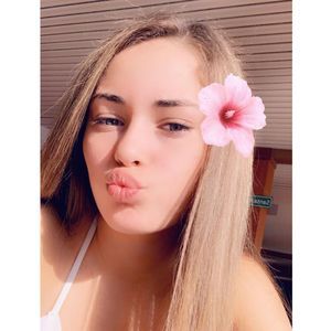 Meet your Posher, Keira